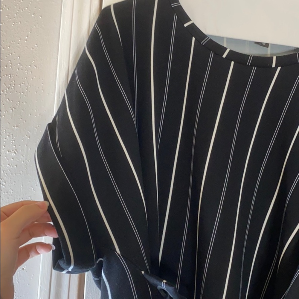 Express top - Picture 3 of 5